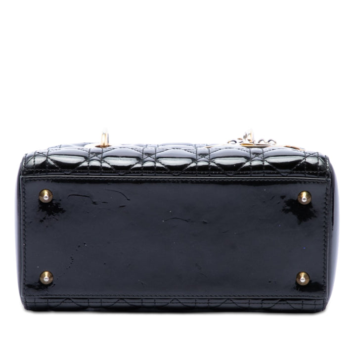 Dior Medium Cuir verni Cannage Lady Dior