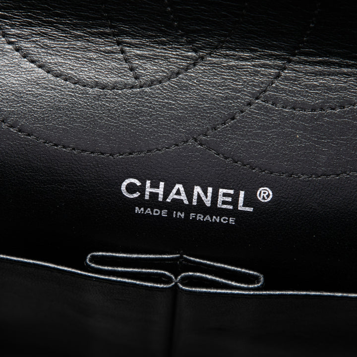 Chanel Matelassé vieilli Reissue 2.55 Double rabat 227 Cuir de veau Noir