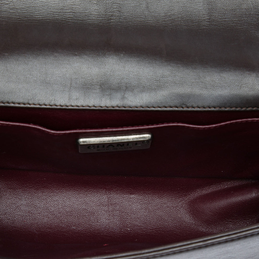 Chanel Sac bandoulière Pony Hair Boy à rabat Moyen Cuir d'agneau Marron – vue 4 – GABY PARIS