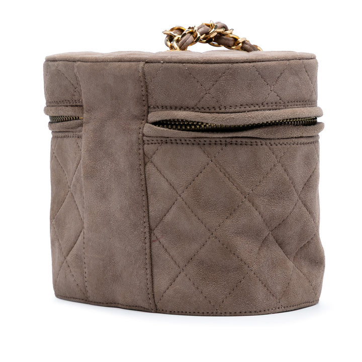 Chanel Matelassé Daim Pompon Vanity