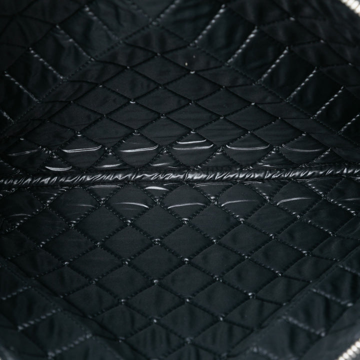 Matelassé O Étui Pochette Grand Noir