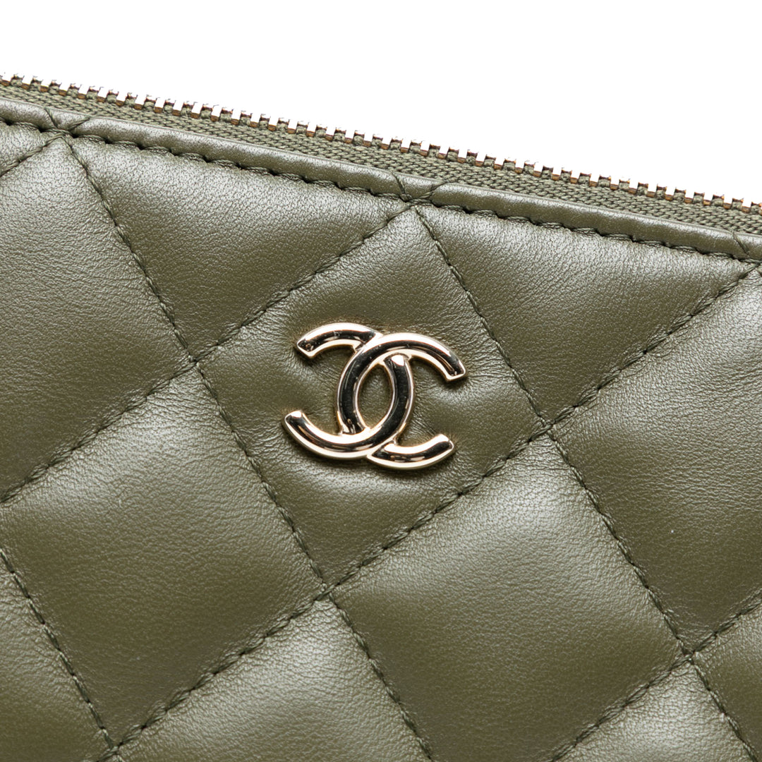 Chanel Medium Quilted Cuir d’agneau Cuba La Habana O Étui Pochette Vert