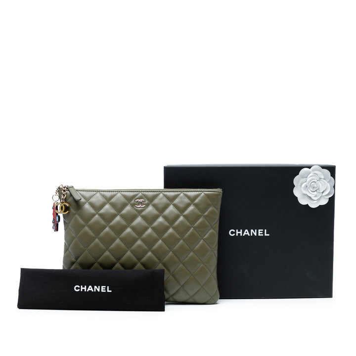 Chanel Medium Quilted Cuir d’agneau Cuba La Habana O Étui Pochette Vert