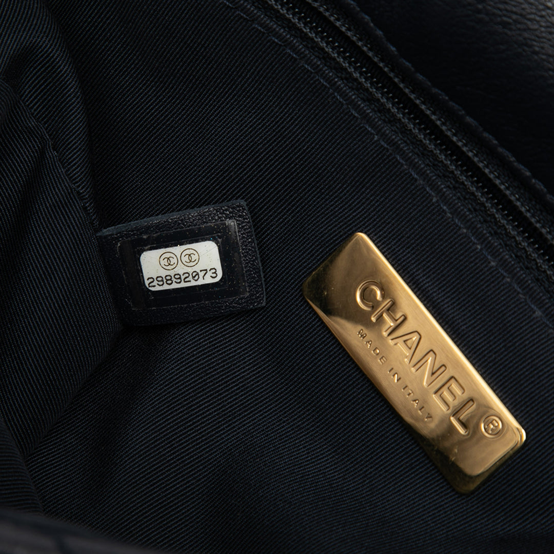 Chanel Medium Cuir d’agneau 19 à rabat