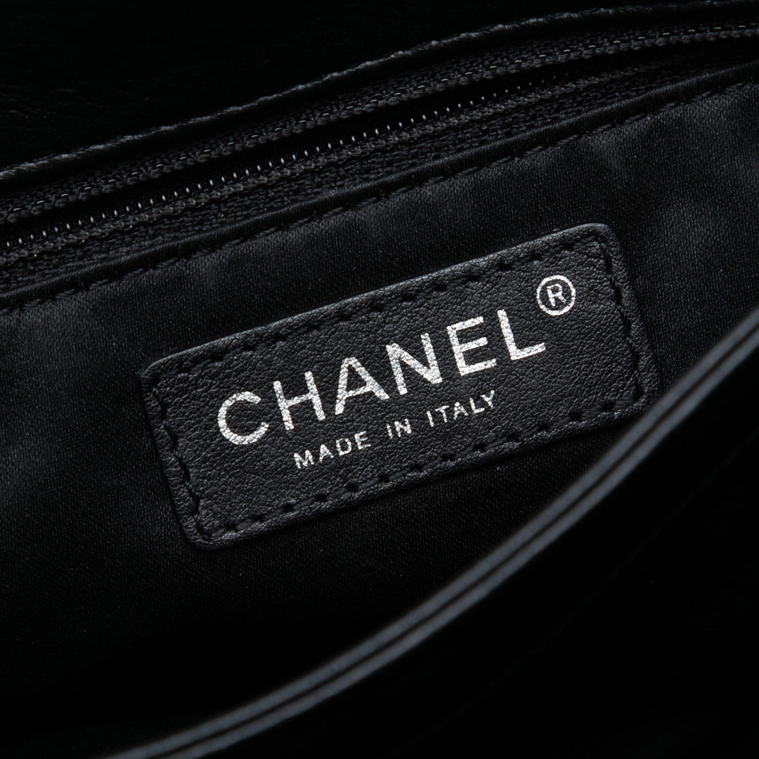 Chanel CC Matelassé Cuir de veau Hamptons Foldover à rabat
