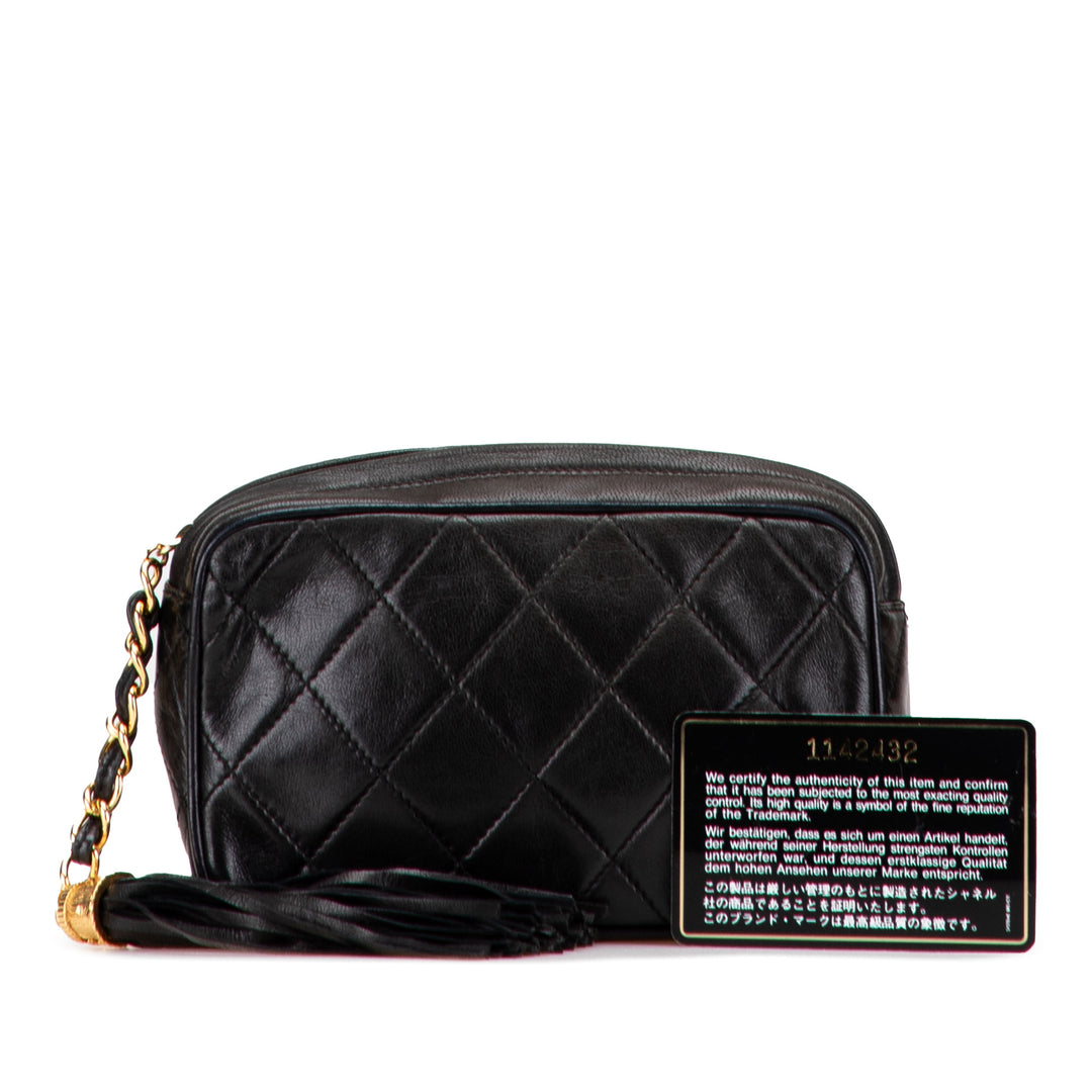 Chanel Quilted Cuir d’agneau Tassel Pochette Noir