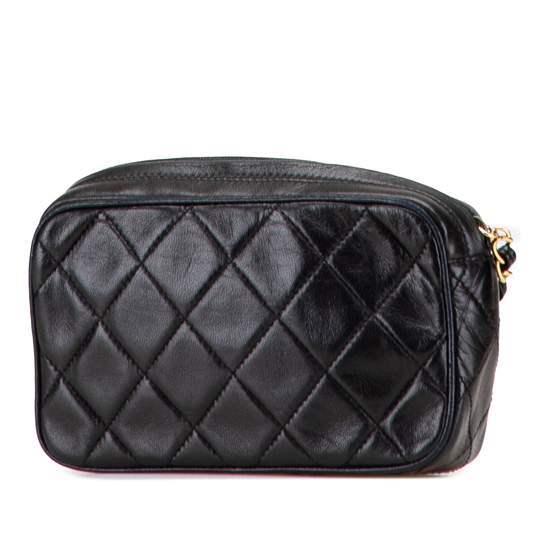 Chanel Quilted Cuir d’agneau Tassel Pochette Noir