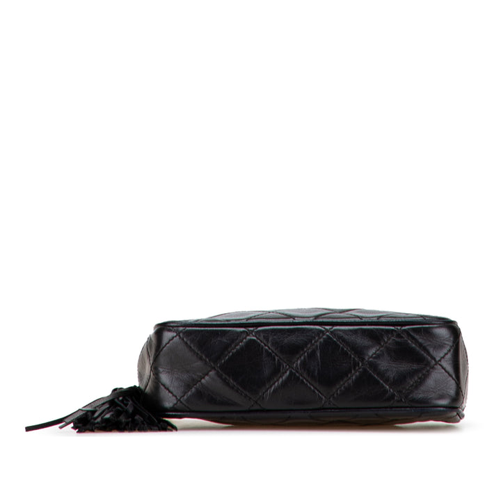Chanel Quilted Cuir d’agneau Tassel Pochette Noir