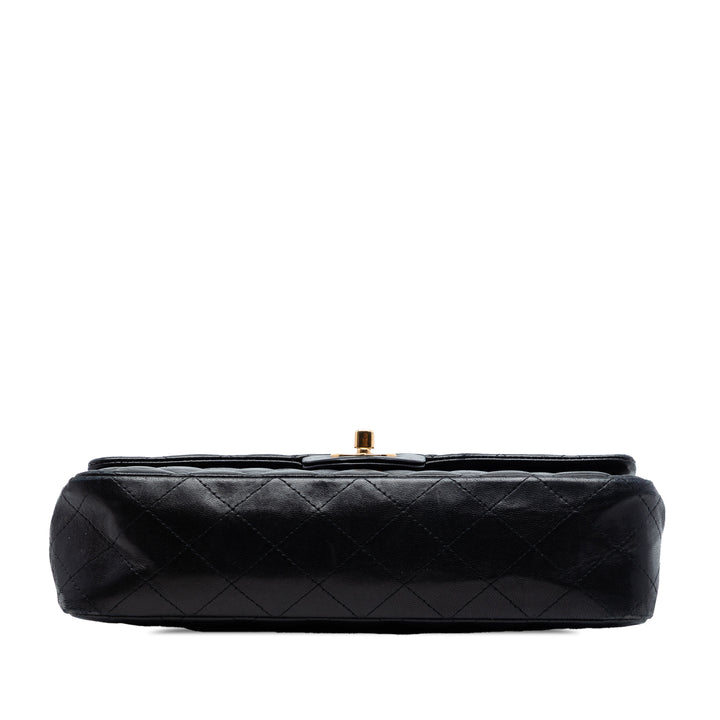 Chanel Medium Classic Cuir d’agneau Double rabat