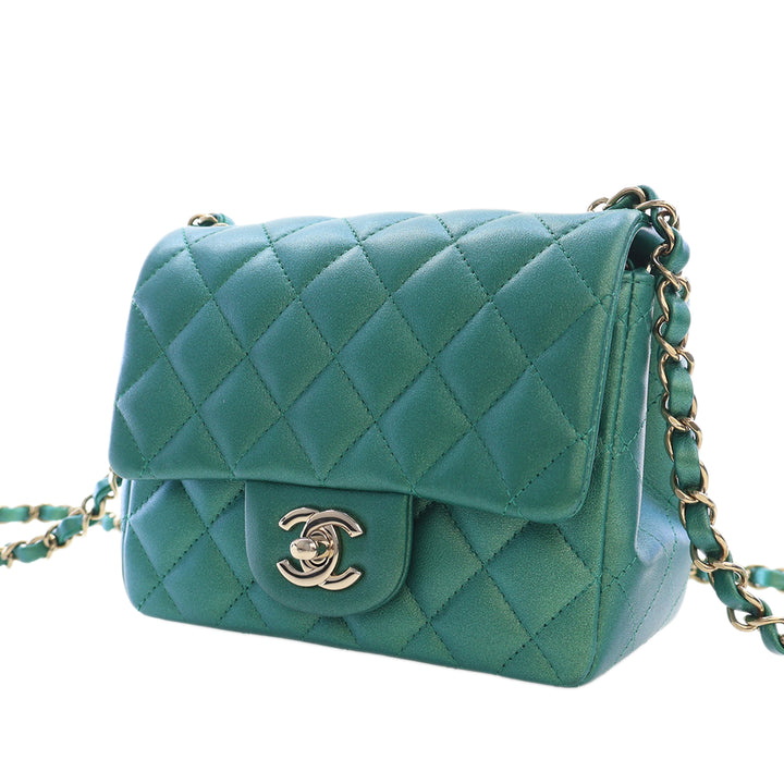 Chanel Classic Carré Irisé Rabat simple Mini Cuir d'agneau