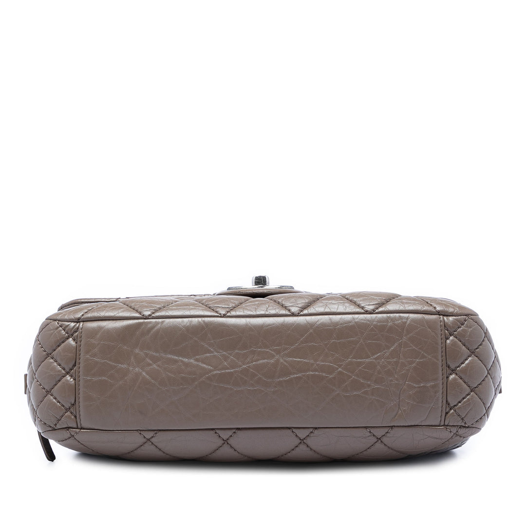 Chanel Jumbo Matelassé vieilli Cuir de veau New Portobello à rabat