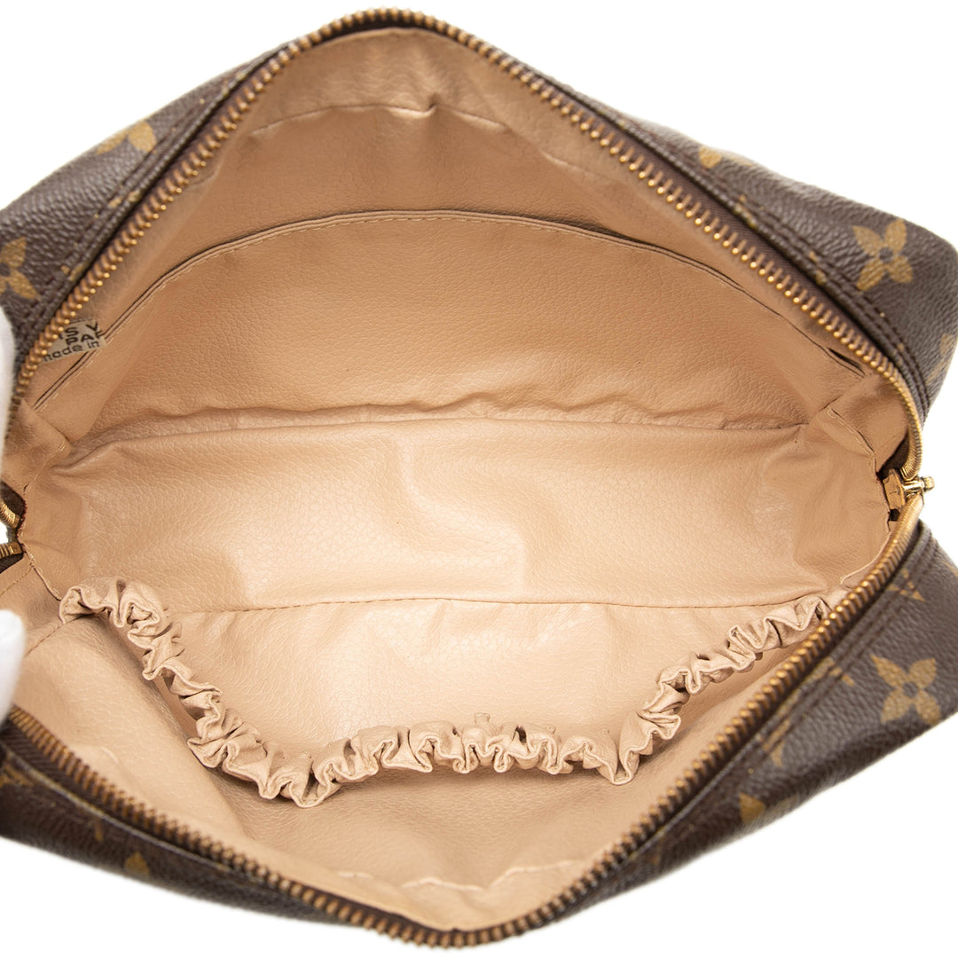 Louis Vuitton Trousse Toilette 23 Monogram Marron – vue 4 – GABY PARIS