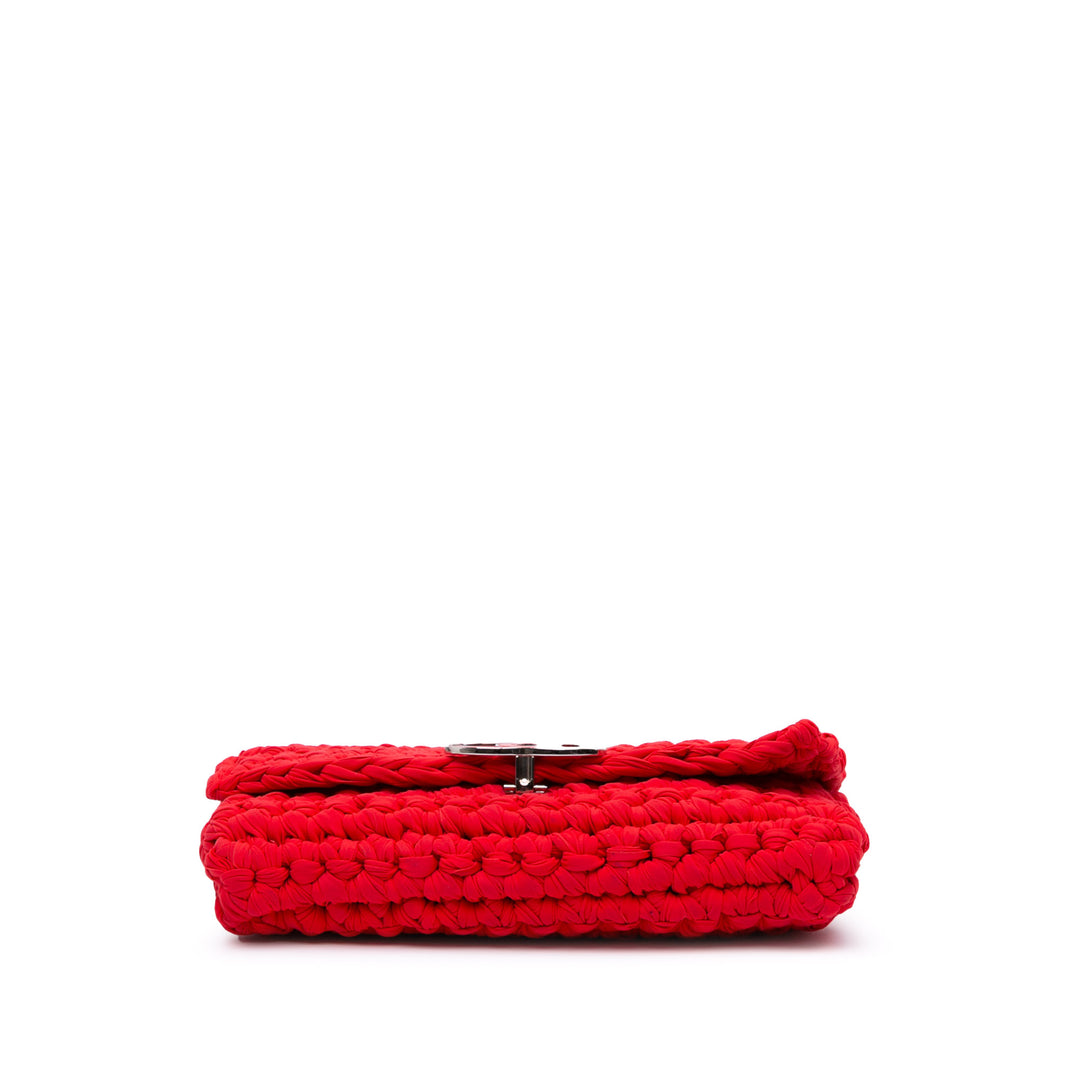 Neoprene Fancy Crochet Flap Red - Gaby Paris