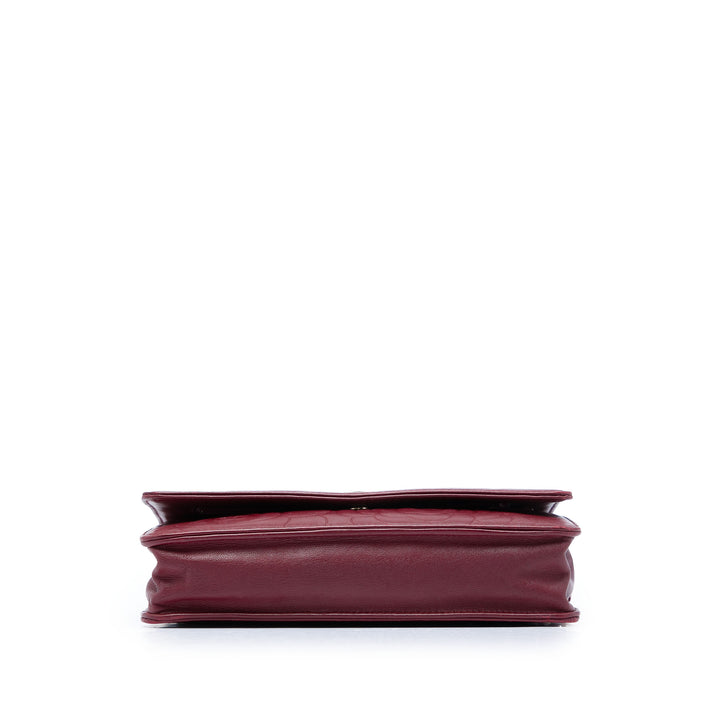 Chanel CC embossé Camellia Wallet on Chain Cuir de veau