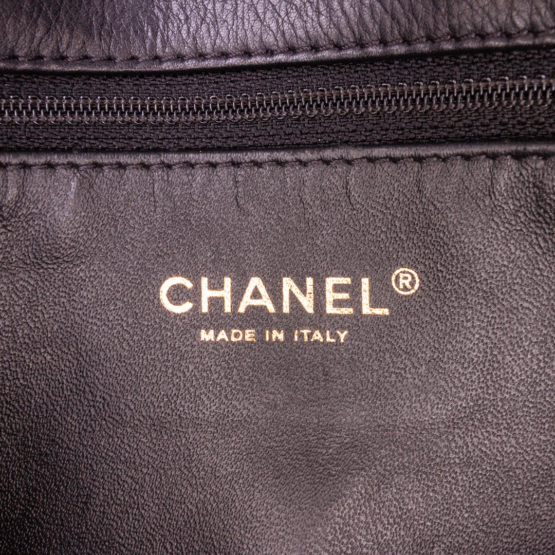 Chanel Quilted Cuir d’agneau Leather Pochette Noir – GABY PARIS Authentique