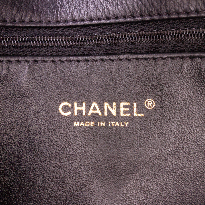 Chanel Quilted Cuir d’agneau Leather Pochette Noir – GABY PARIS Authentique
