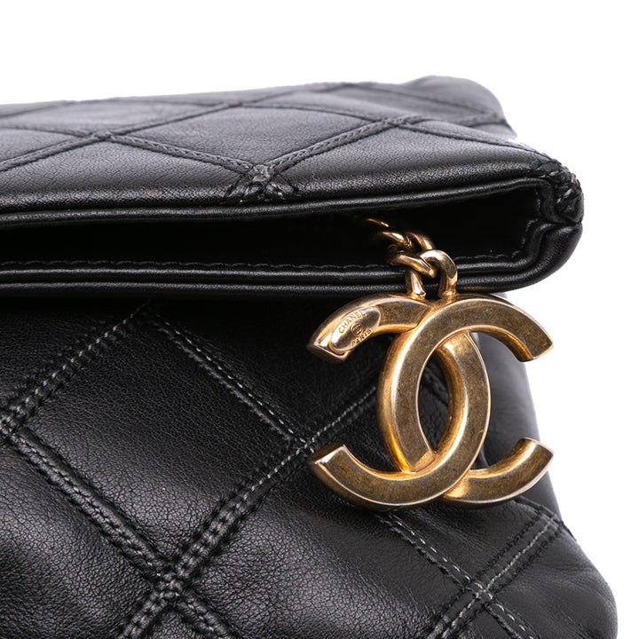 Chanel Quilted Cuir d’agneau Leather Pochette Noir – GABY PARIS Authentique