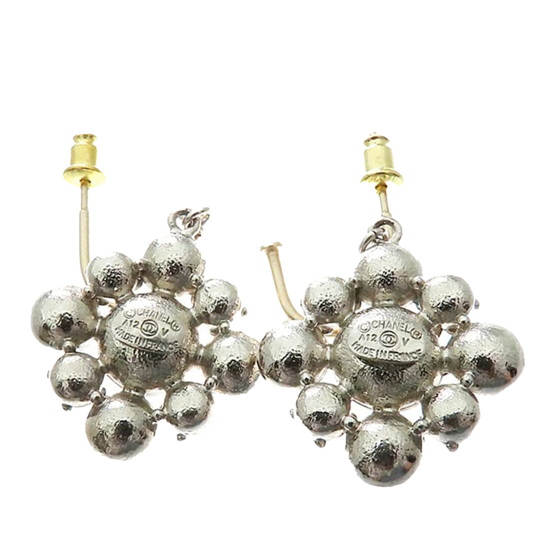 Chanel CC Argenté Plated Crystal Dangle Boucle d’oreilles Argenté