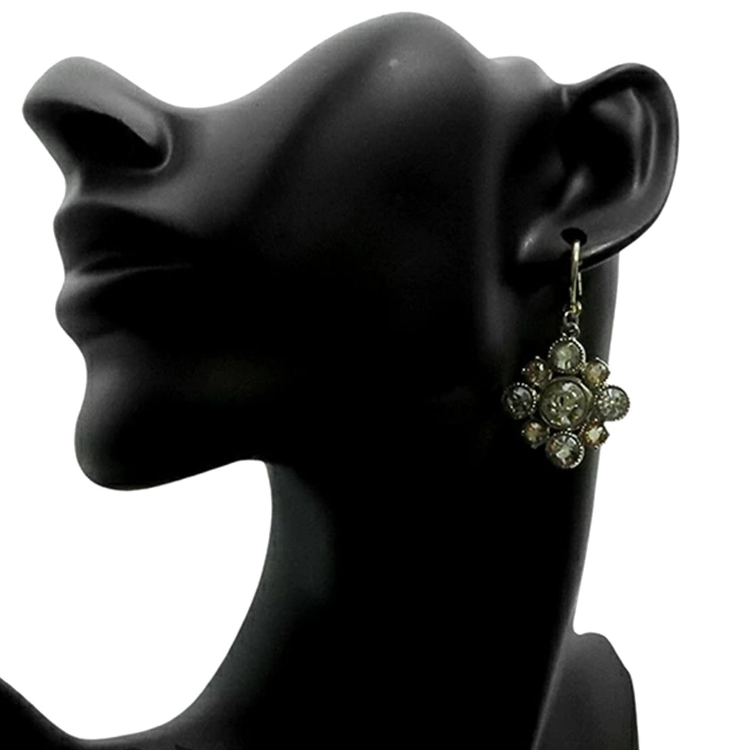 Chanel CC Argenté Plated Crystal Dangle Boucle d’oreilles Argenté