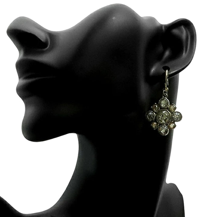 Chanel CC Argenté Plated Crystal Dangle Boucle d’oreilles Argenté