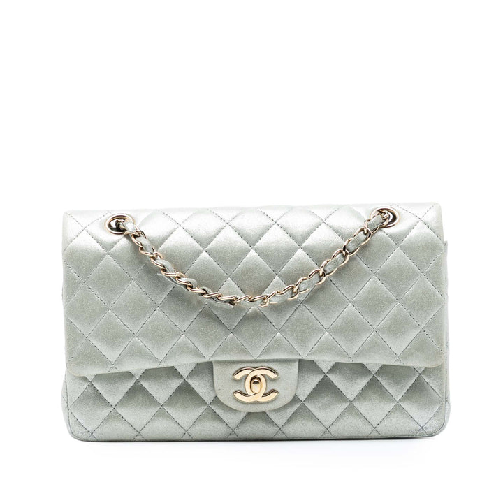 Chanel Medium Classic Iridescent Cuir d’agneau Double rabat