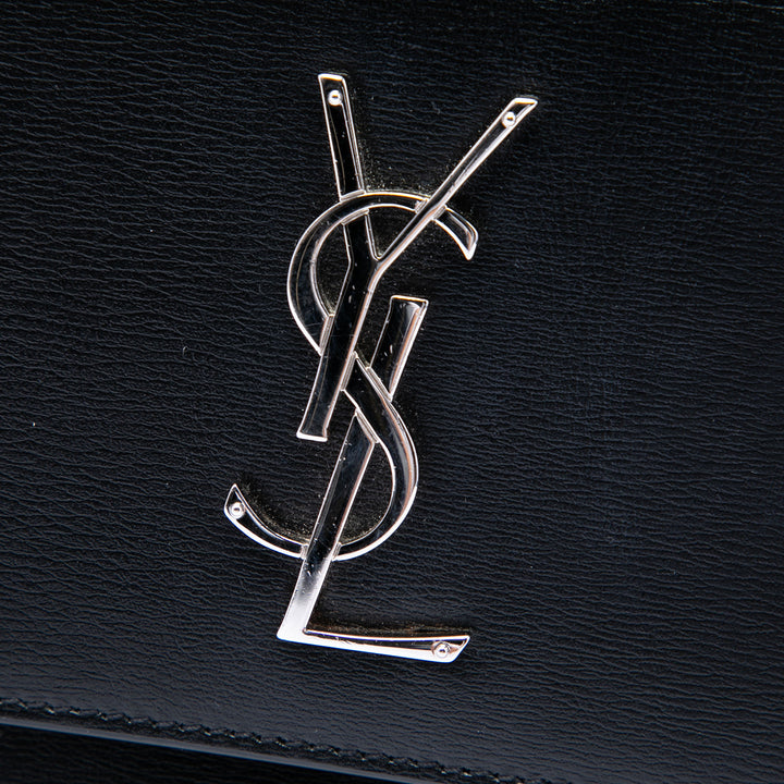 Saint Laurent Medium Cuir de veau Monogram Sunset Sac porté croisé