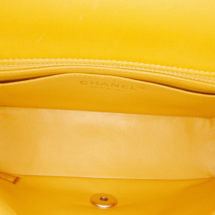 Chanel Mini Rectangular Classic Cuir d’agneau Simple rabat