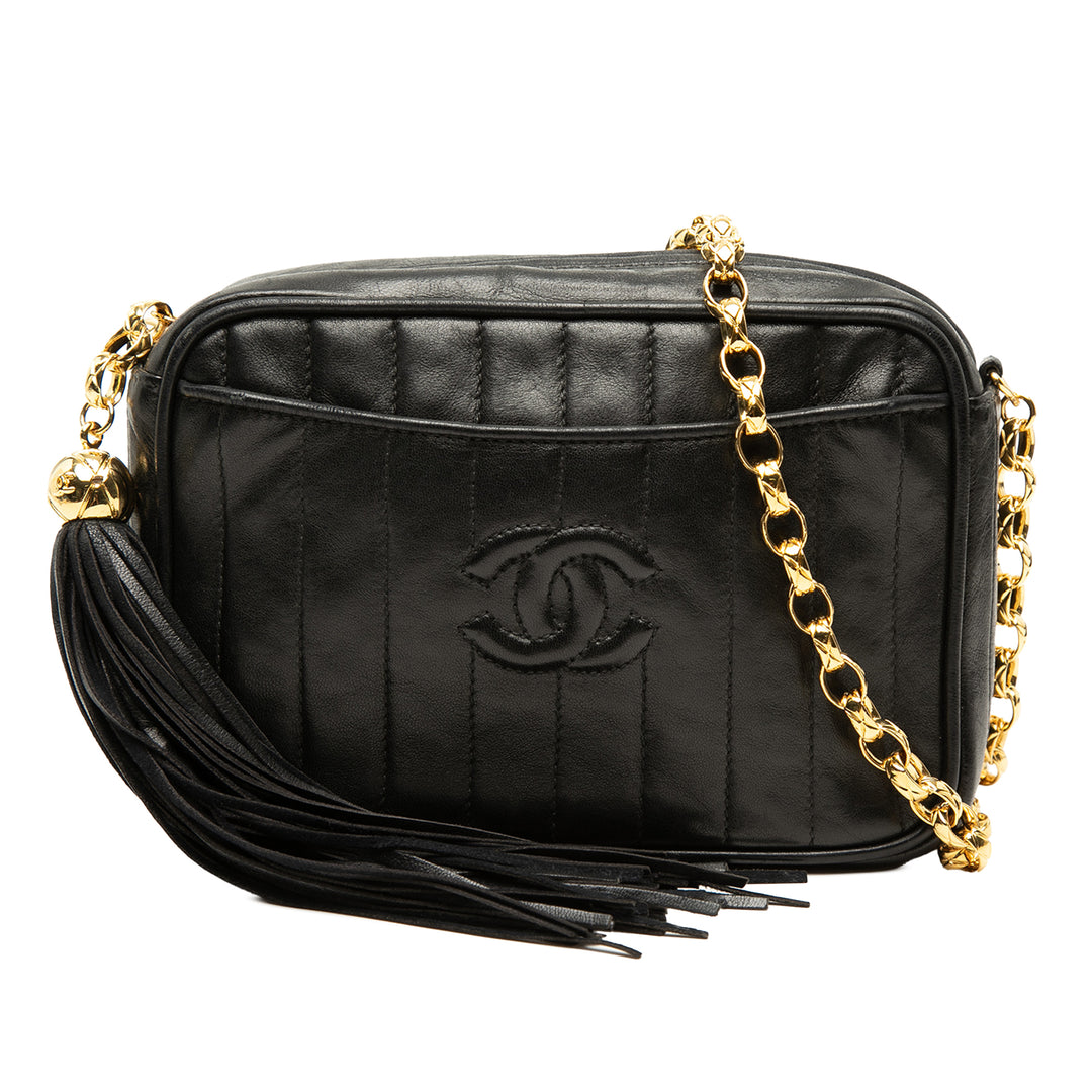 Chanel CC Vertical Matelassé Cuir d’agneau Pompon Sac caméra