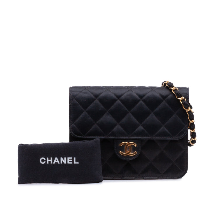 Chanel Mini Square Matelassé Satin Simple rabat