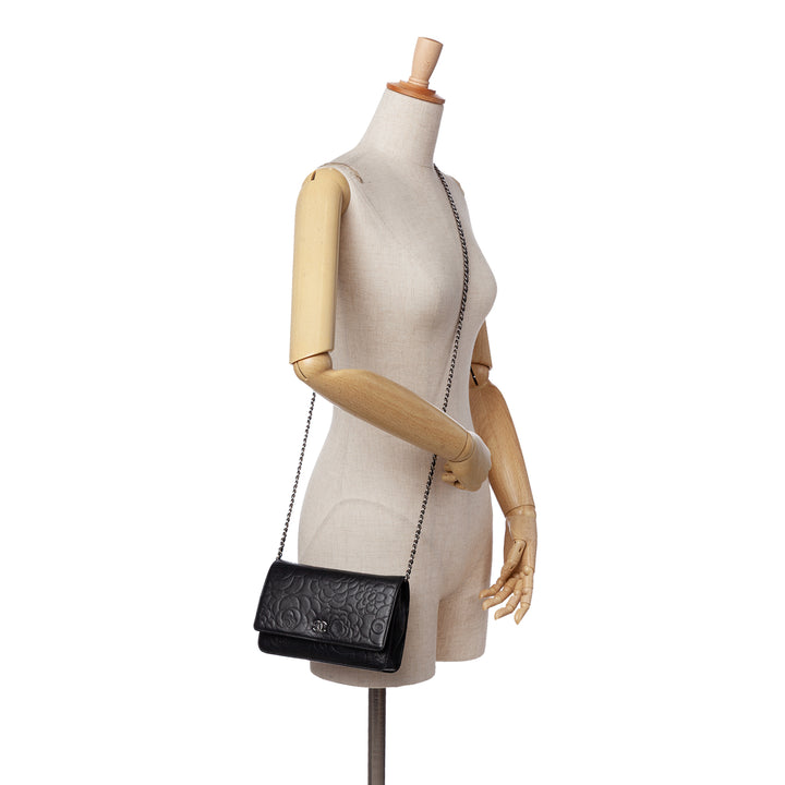 Lambskin Camellia Embossed Wallet On Chain Black - Gaby Paris