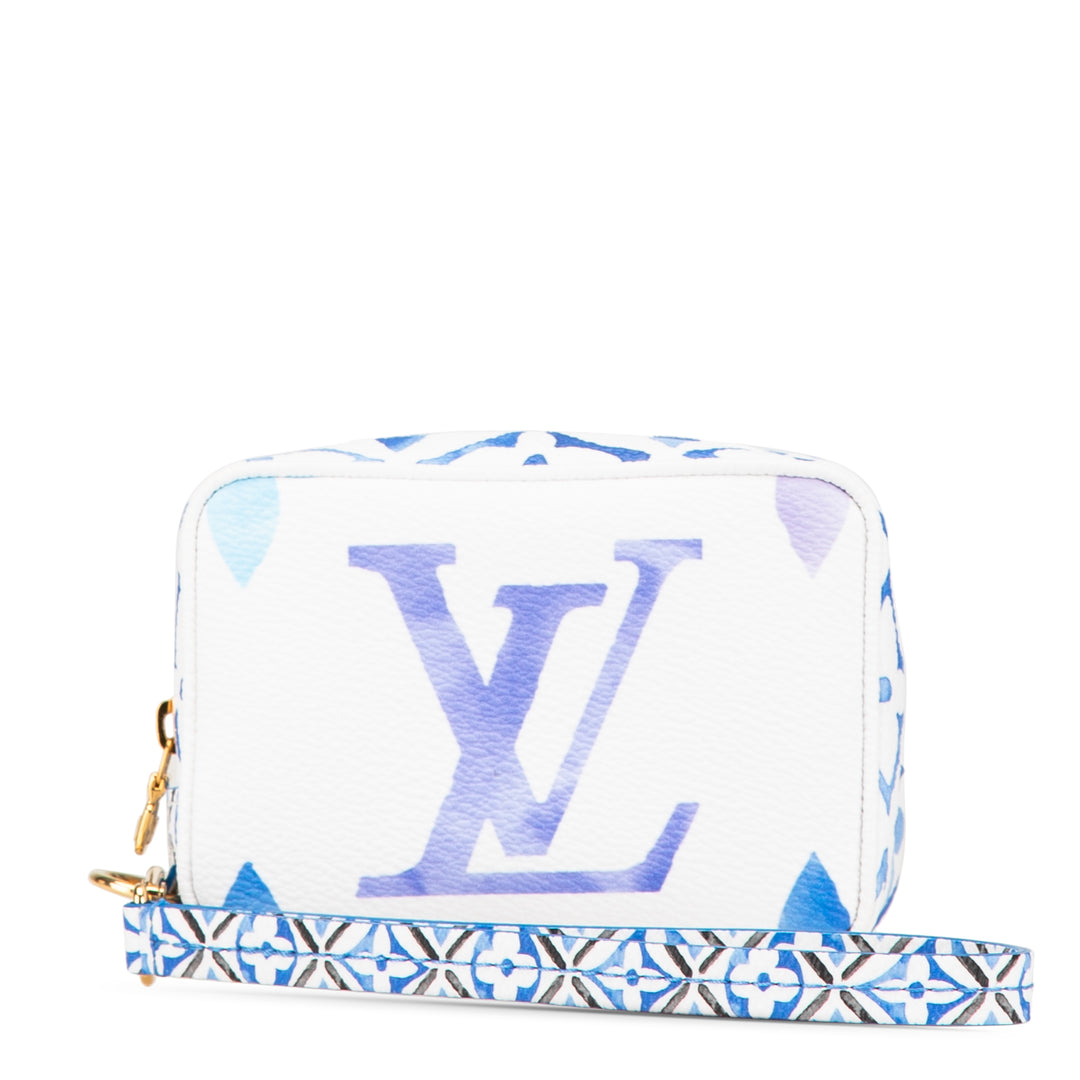 Monogram Giant By The Pool Wapity Case White - Gaby Paris