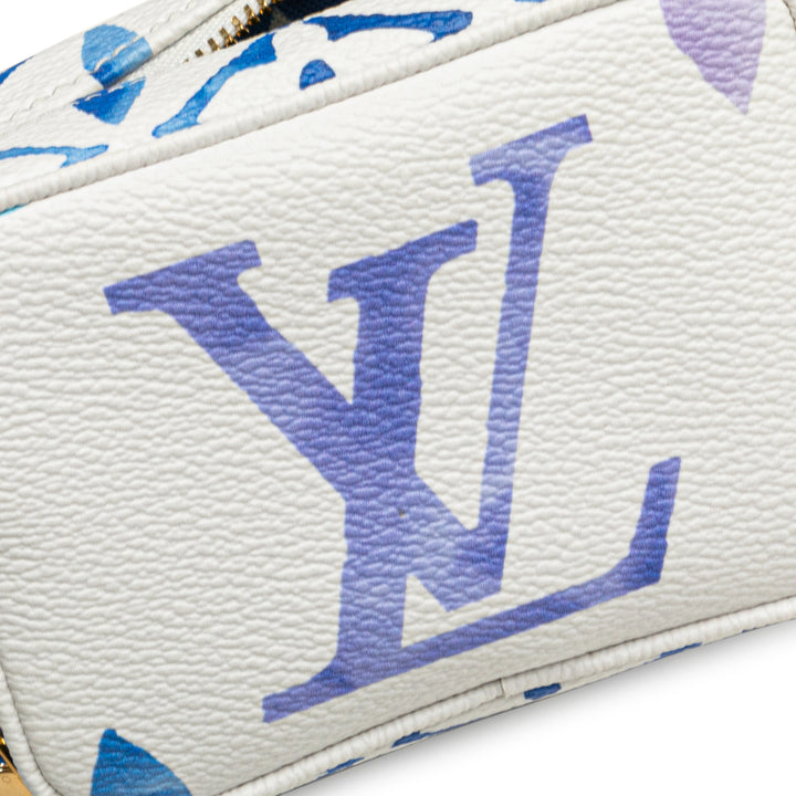 Monogram Giant By The Pool Wapity Case White - Gaby Paris