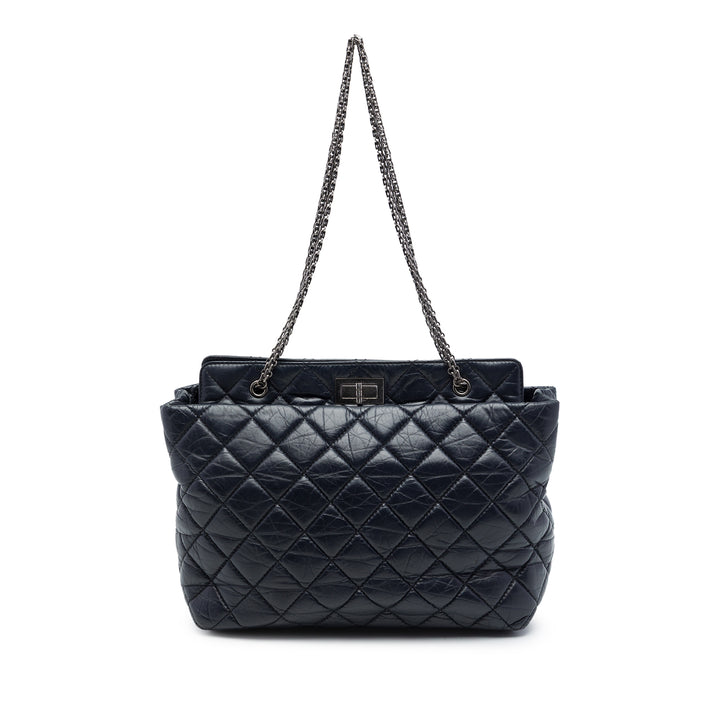 Chanel Matelassé vieilli Reissue 2.55 Cabas Cuir de veau Bleu – vue principale – GABY PARIS
