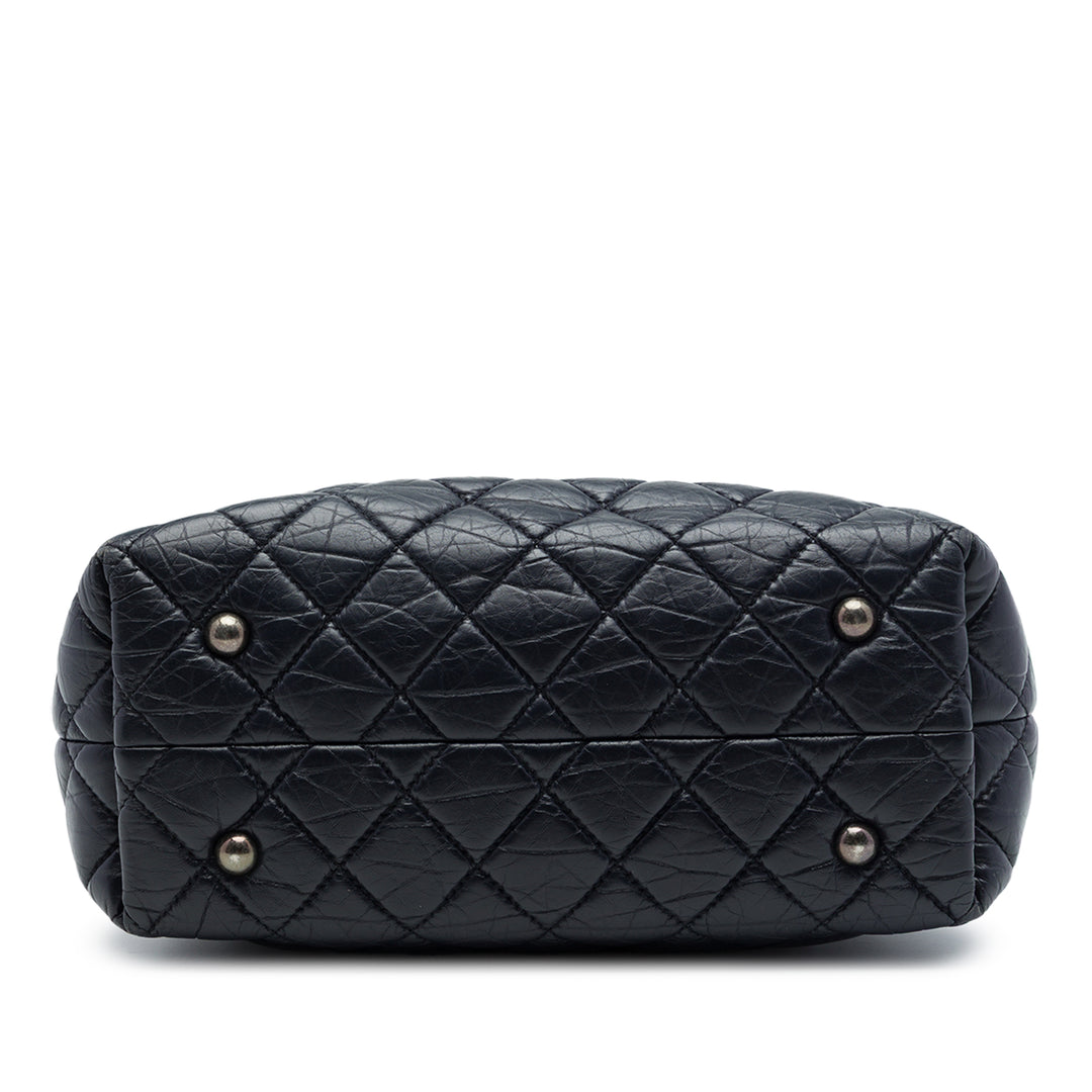 Chanel Matelassé vieilli Reissue 2.55 Cabas Cuir de veau Bleu – vue 3 – GABY PARIS