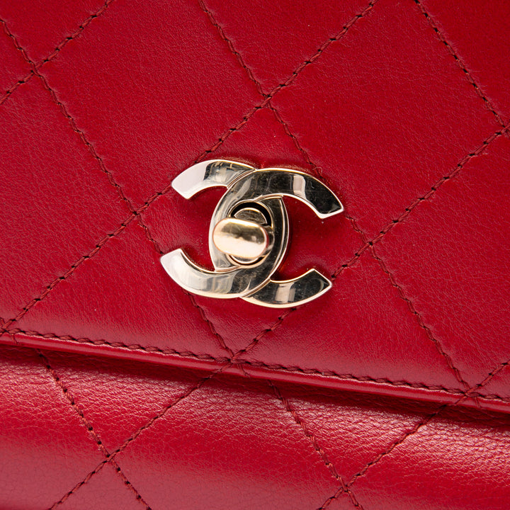 Chanel Matelassé Double Poche à rabat Petit Cuir de veau Rouge