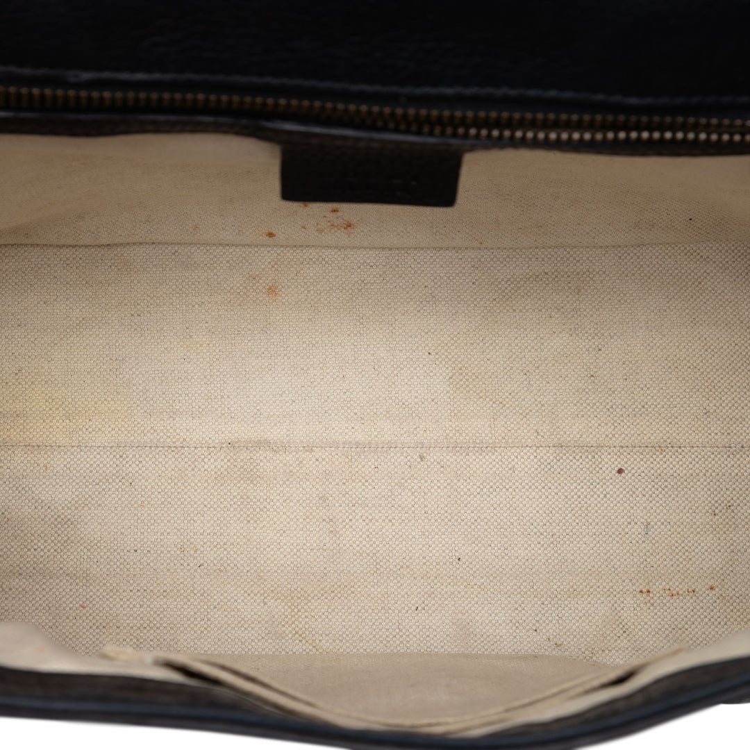 GG Marmont grainé sac à Petit Cuir de veau grainé Noir