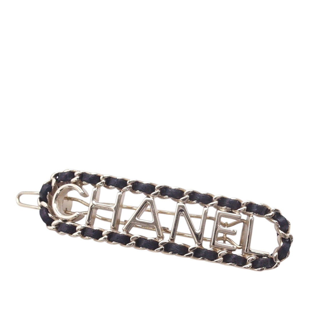 Chanel plaqué Allure Logo Hair Clip Cuir d'agneau