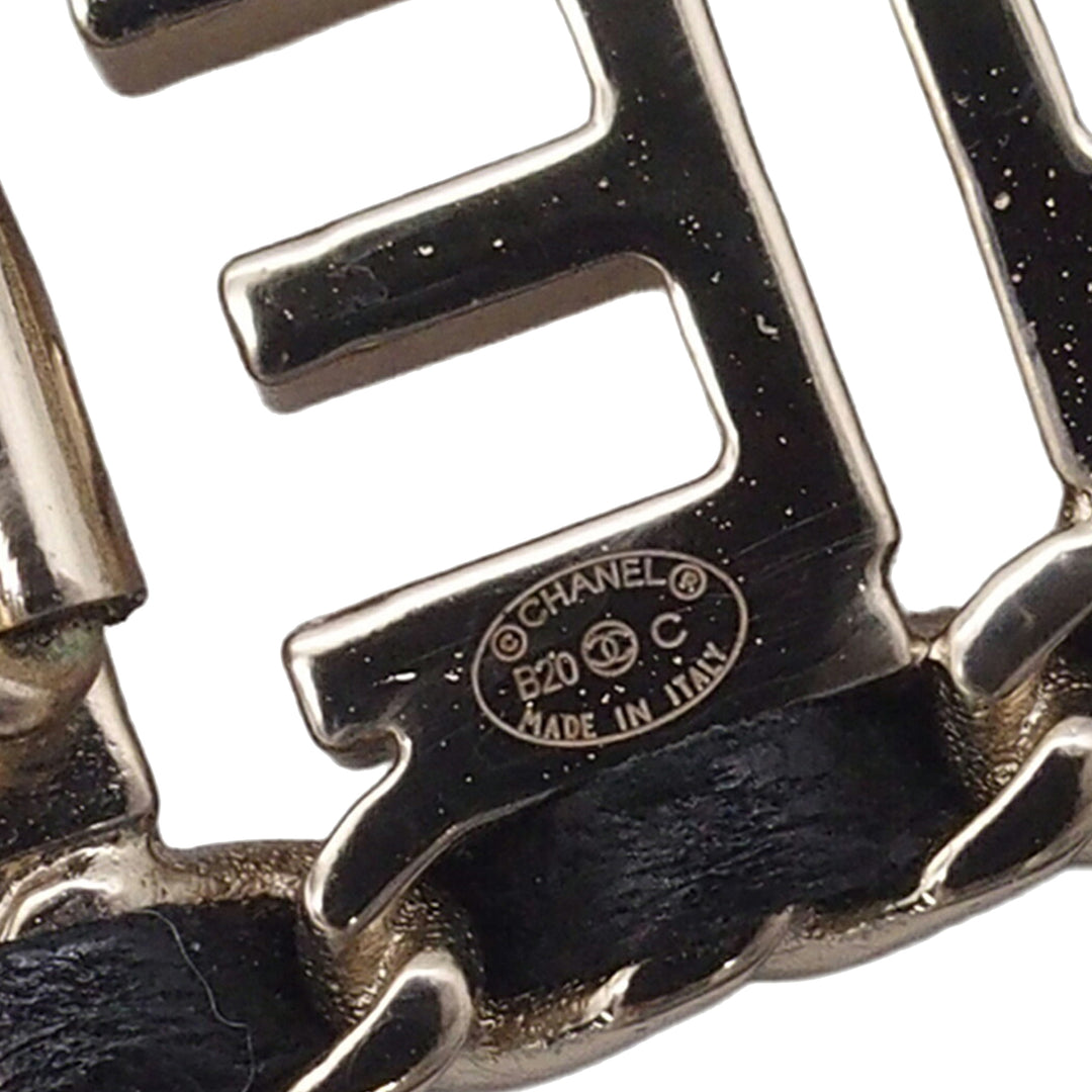 Chanel plaqué Allure Logo Hair Clip Cuir d'agneau