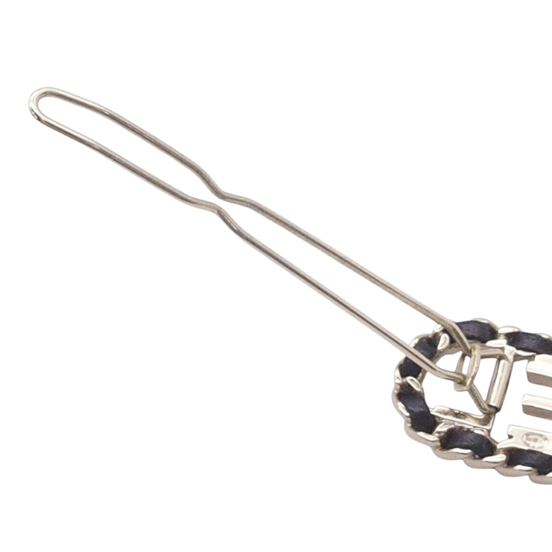 Chanel plaqué Allure Logo Hair Clip Cuir d'agneau