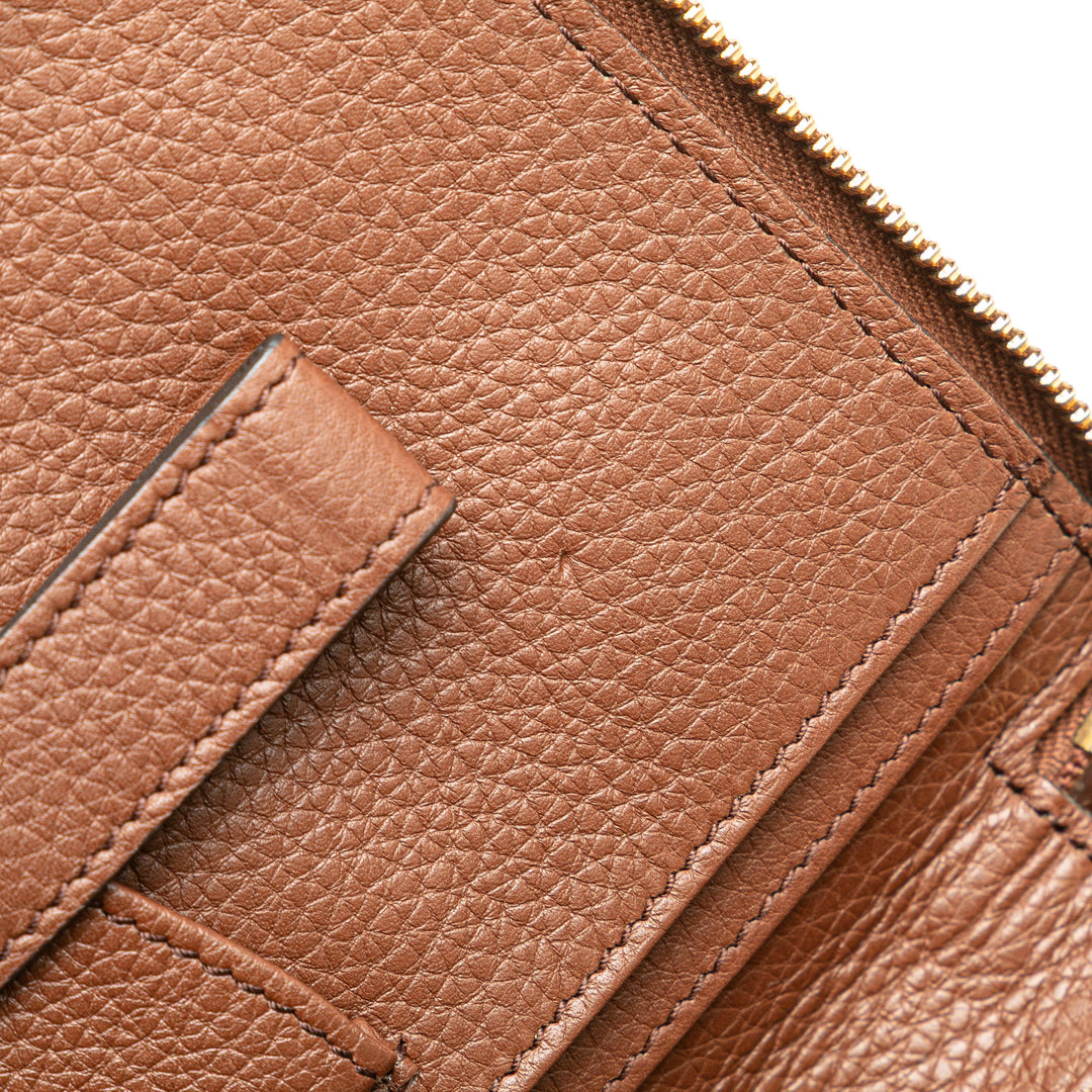 Gucci Pebbled Cuir de veau Soho Travel Document Étui Marron