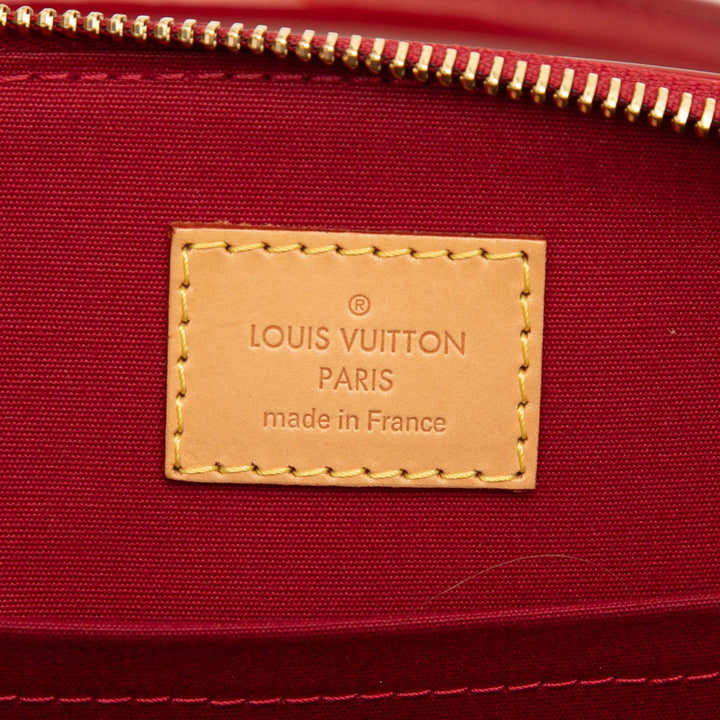 Louis Vuitton Sherwood PM Cuir verni Monogram Rouge – vue 5 – GABY PARIS
