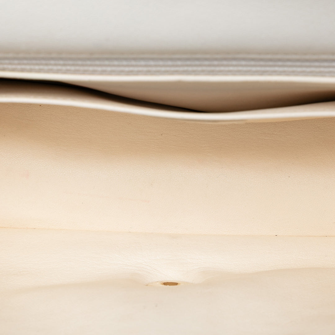 Chanel Medium Cuir de veau et Laine Knit Simple rabat