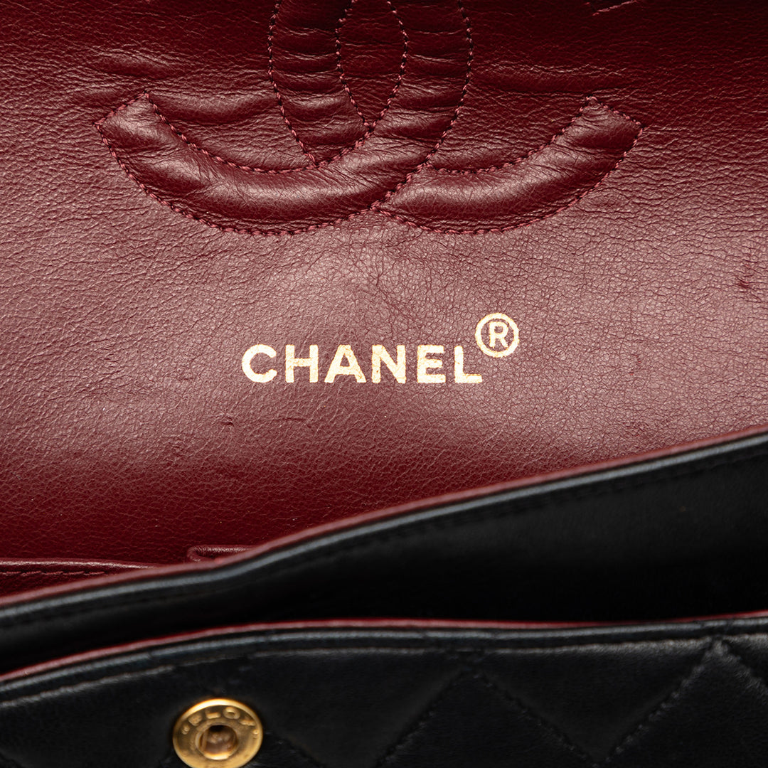 Chanel Medium Classic Cuir d’agneau Double rabat