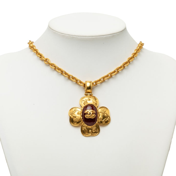 CC plaqué Gripoix Clover Pendant Collier Doré
