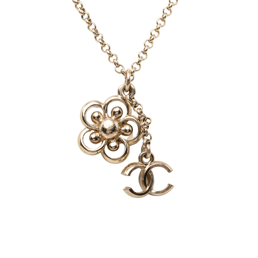 Chanel CC plaqué Strass Perles fantaisie Flower Pendant Collier
