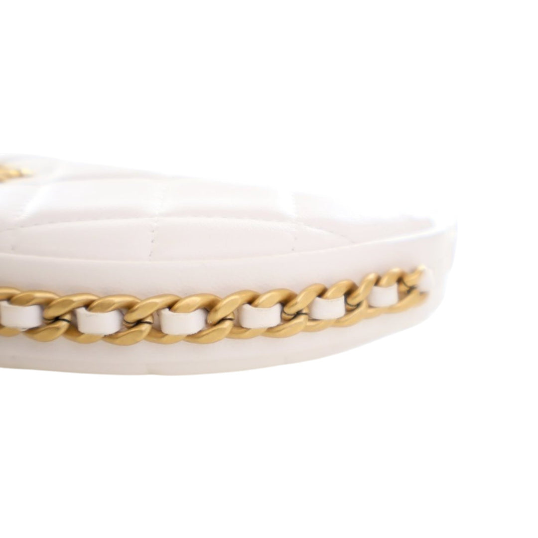 Chanel Mini brillant Crumpled Matelassé Cuir d’agneau Sac rond à chaîne Pochette