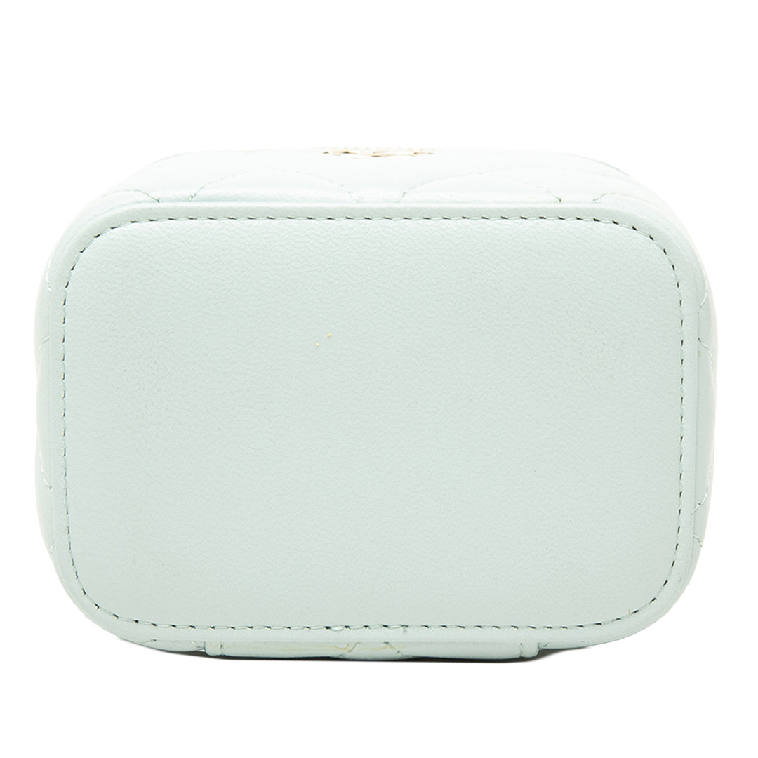 Chanel Vanity CC Matelassé avec chaîne Mini Cuir d'agneau Bleu – vue 3 – GABY PARIS