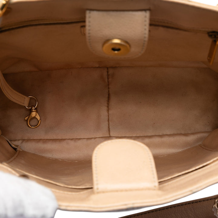 Chanel Caviar Petite Shopping Cabas