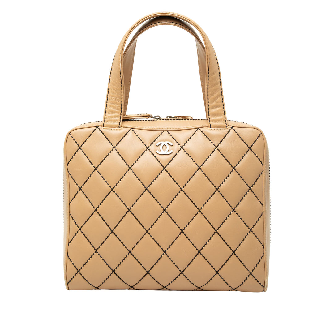 Chanel Sac à main CC Wild Stitch Cuir d'agneau Beige – vue principale – GABY PARIS