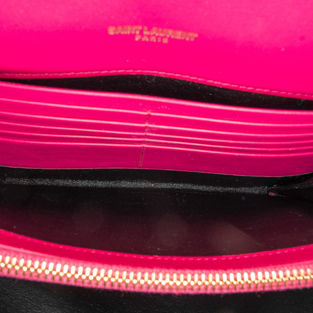 Medium Patent Vicky Crossbody Pink - Gaby Paris